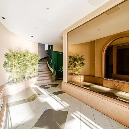 Place In Les Pins, Premium, Sea View, Sleeps 6 *